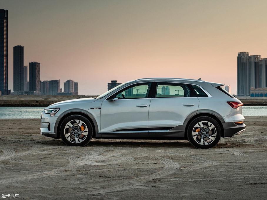 2020We-tron(M) 55 quattro r