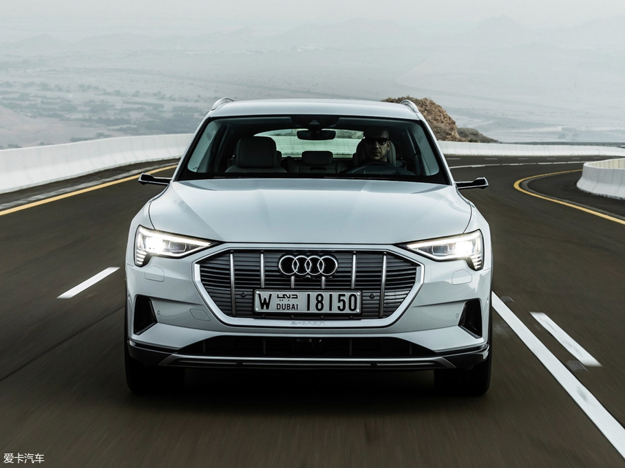 2020We-tron(M) 55 quattro r