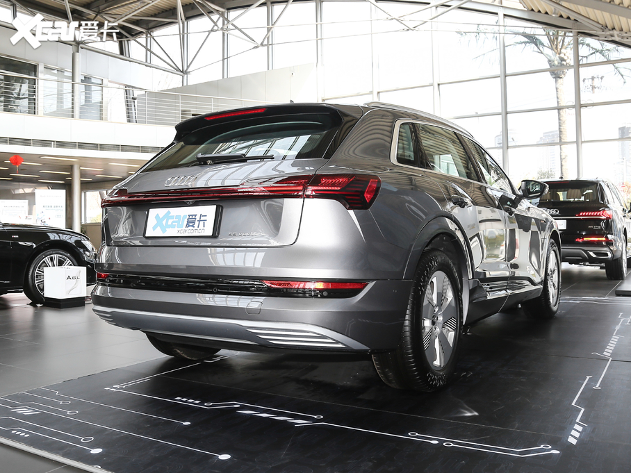 2020We-tron(M) 55 quattro r