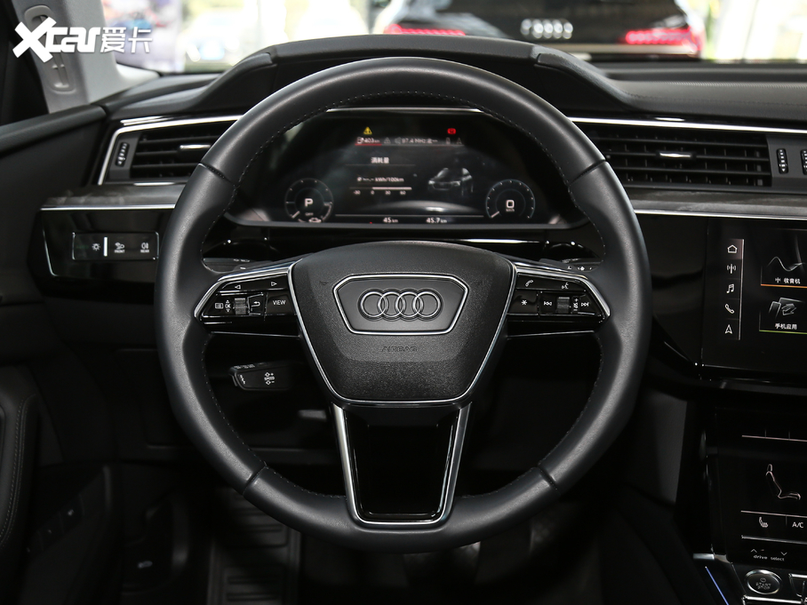 2020We-tron(M) 55 quattro r