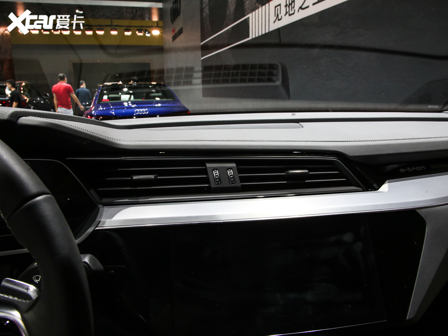 2020We-tron(M) 55 quattro r