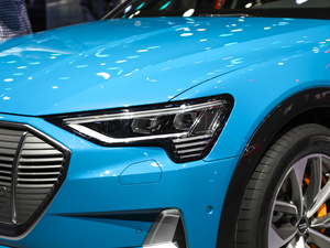 202055 quattro r(sh) (x)(ji)^