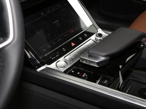 202055 quattro  п؅^(q)