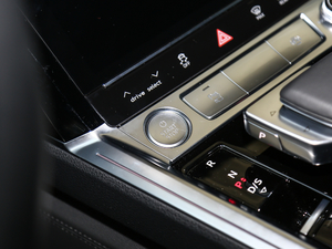 202055 quattro r п؅^