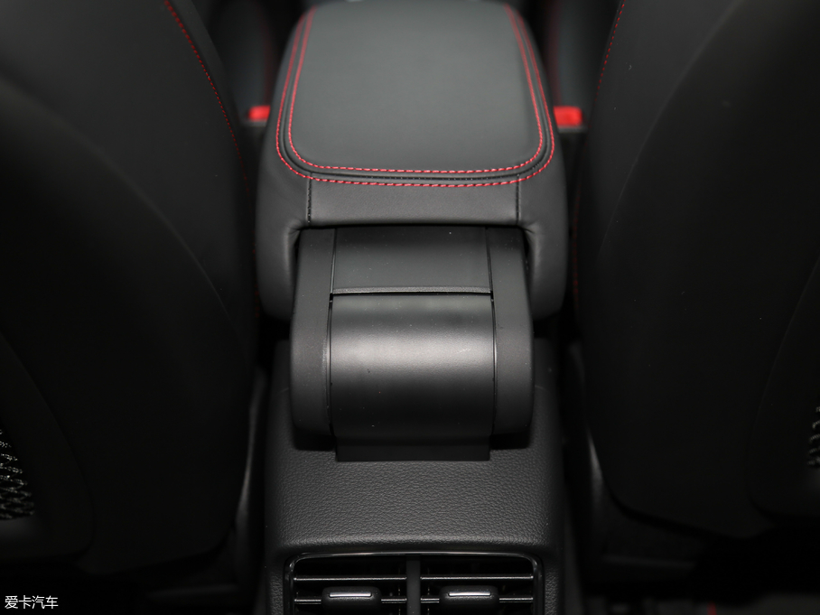 2019?yun)WS3 2.0TFSI Limousine