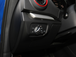 20192.0TFSI Limousine п؅^(q)