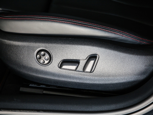 20192.0TFSI Limousine g