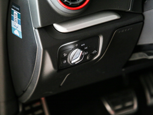 20192.0TFSI Limousine п؅^(q)