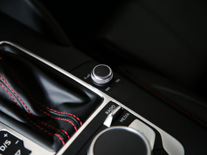 20192.0TFSI Limousine п؅^(q)