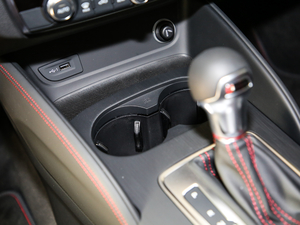 20192.0TFSI Limousine п؅^(q)