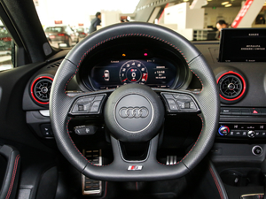 20192.0TFSI Limousine п؅^