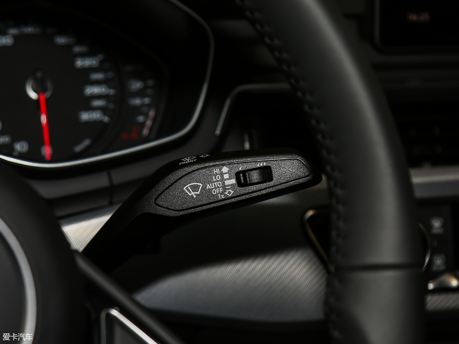 2019WA5 Sportback 40 TFSI r