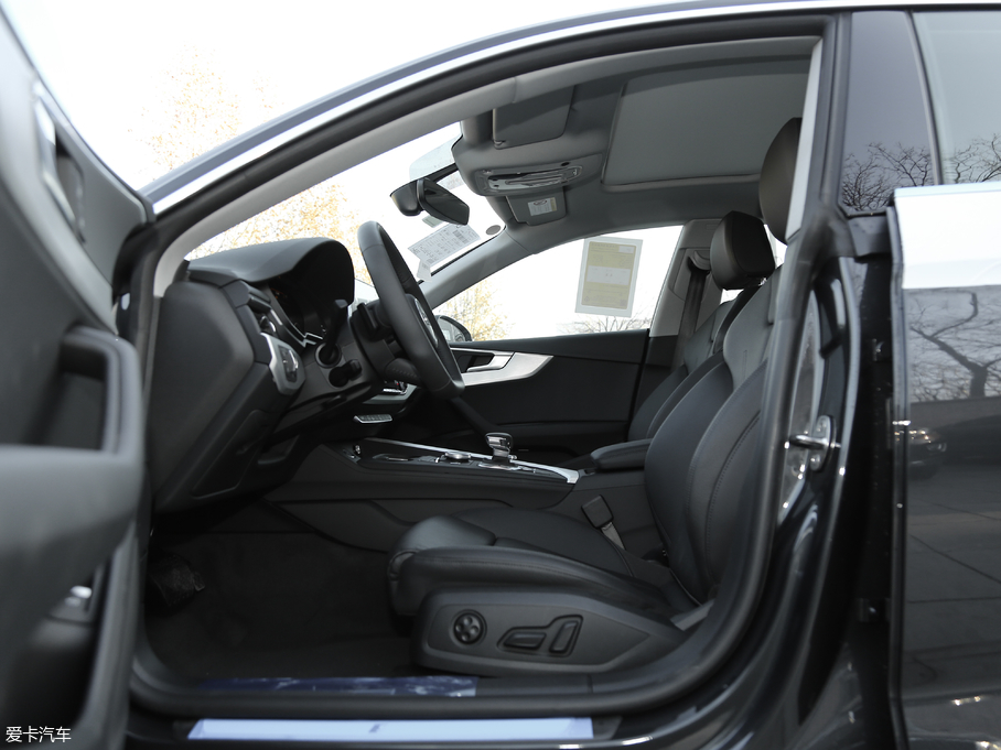 2019WA5 Sportback 45 TFSI \