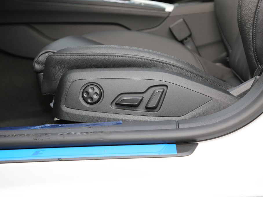 2019��W��A5 Sportback 45 TFSI quattro �\(y��n)����