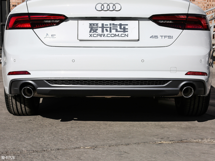 2019?yun)WA5 Sportback 45 TFSI r(sh)