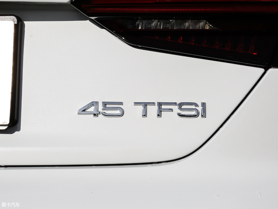 2019WA5 Sportback 45 TFSI r