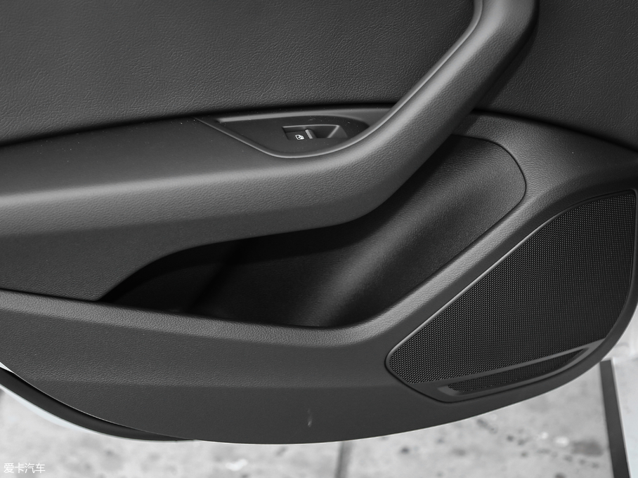 2019��W��A5 Sportback 45 TFSI �r����