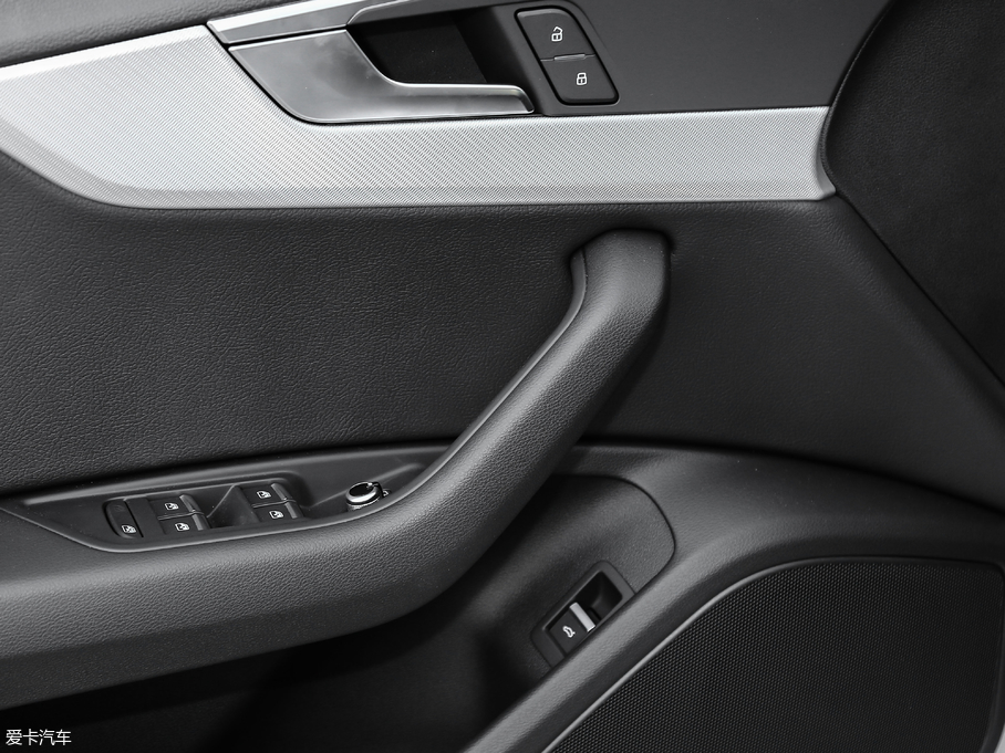 2019?yun)WA5 Sportback 45 TFSI r(sh)