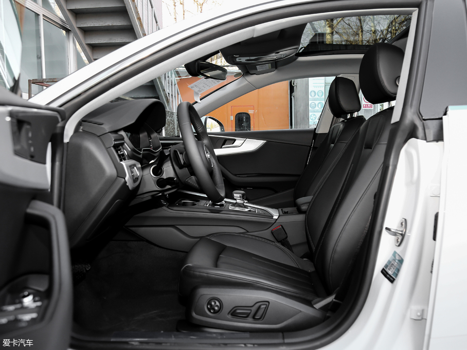 2019WA5 Sportback 45 TFSI r