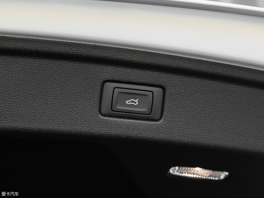 2019WA5 Sportback 45 TFSI r