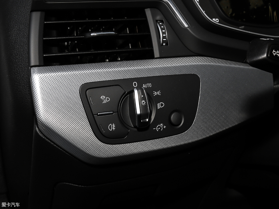 2019WA5 Sportback 45 TFSI r