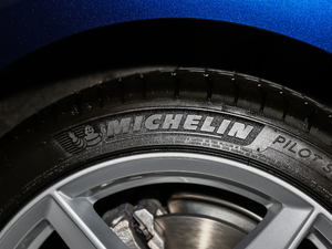 2019Sportback 40 TFSI r ݆̥Ʒ