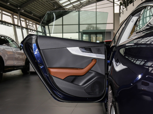 2019款Sportback 40 TFSI 时尚型 左后车门