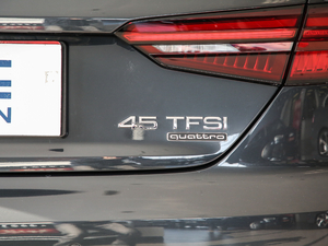 2019Sportback 45 TFSI quattro \ ^