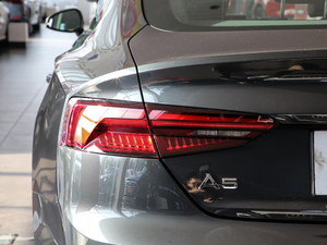 2019Sportback 45 TFSI quattro \ ^