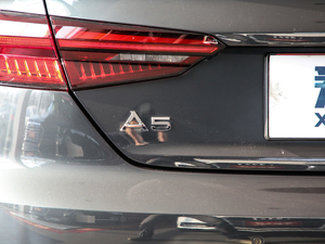 2019Sportback 45 TFSI quattro \ (ji)^