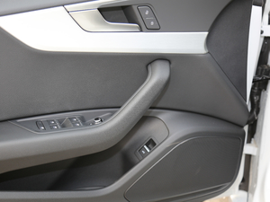 2019Sportback 45 TFSI quattro \ g