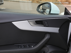 2019Sportback 45 TFSI quattro \ g