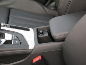 2019Sportback 45 TFSI quattro \ g