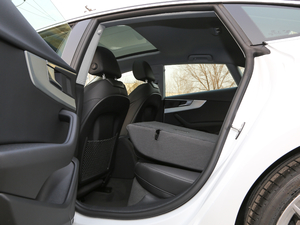 2019Sportback 45 TFSI quattro \ ηŵ