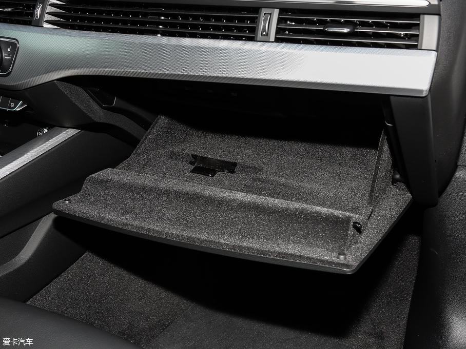 2019��W��A5 Cabriolet Cabriolet 40 TFSI �r���� ��V