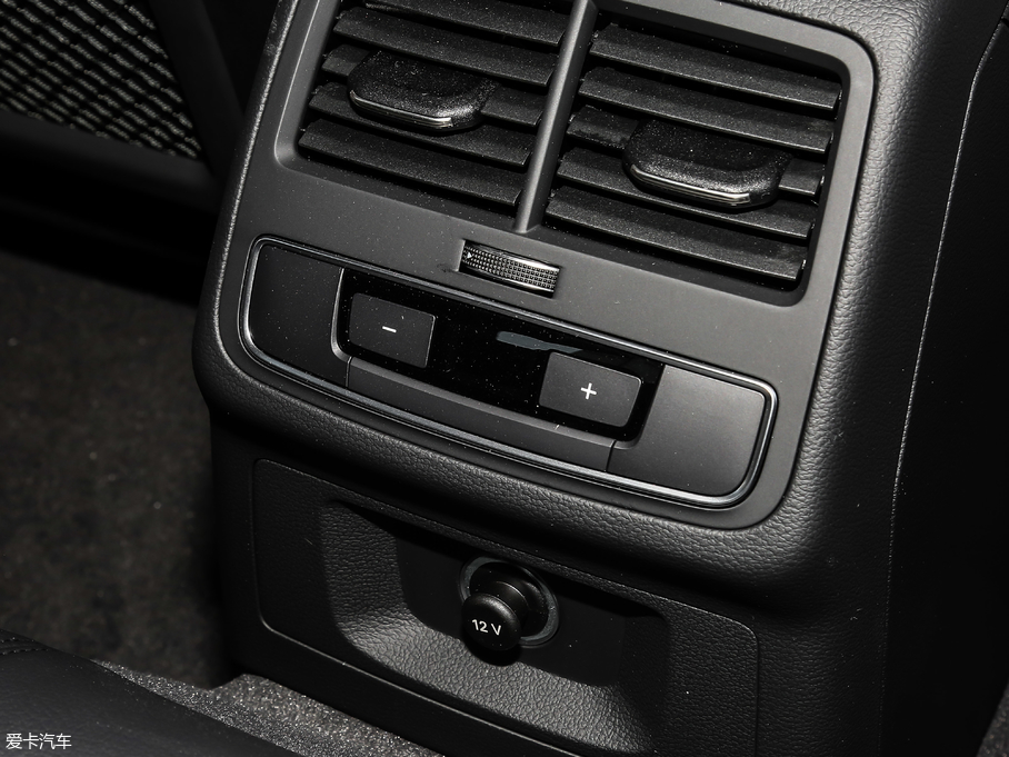 2019��W��A5 Cabriolet Cabriolet 40 TFSI �r���� ��V