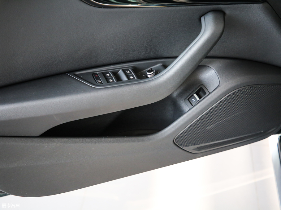 2019��W��A4(�M��) 45 TFSI allroad quattro �r����