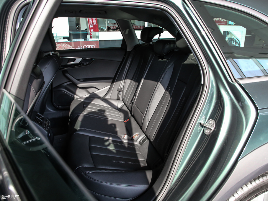 2019��W��A4(�M��) 45 TFSI allroad quattro �r����