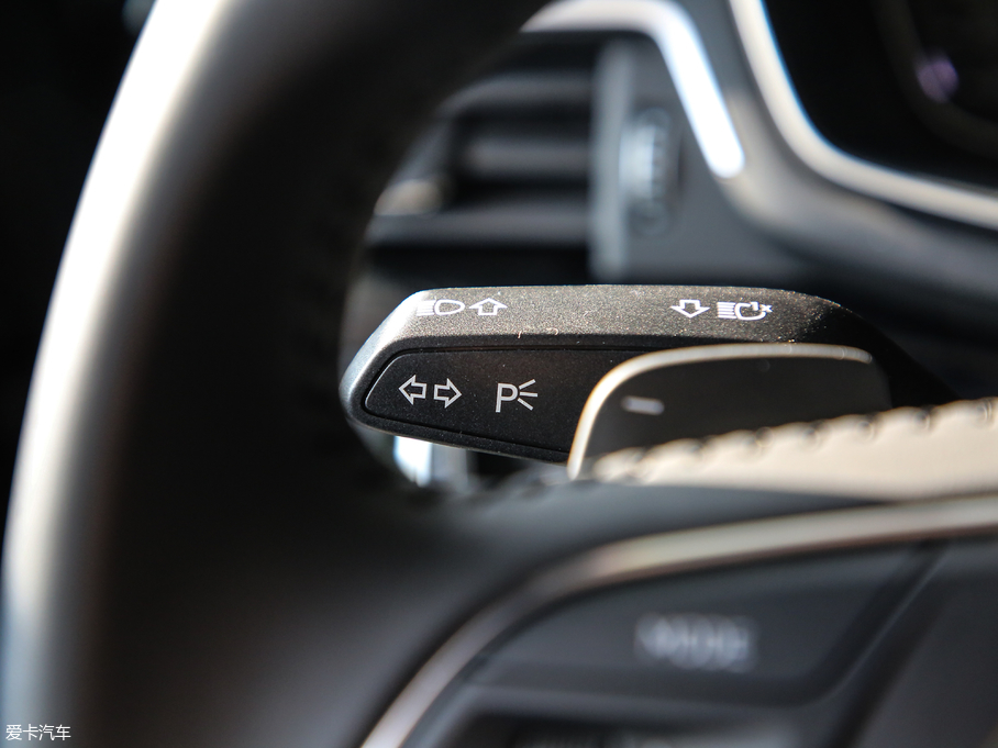 2019?yun)WA4(M(jn)) 45 TFSI allroad quattro r(sh)