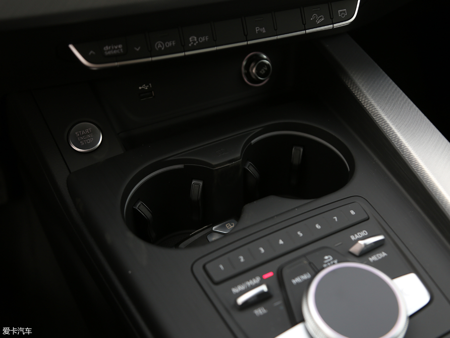 2019��W��A4(�M��) 45 TFSI allroad quattro �r����