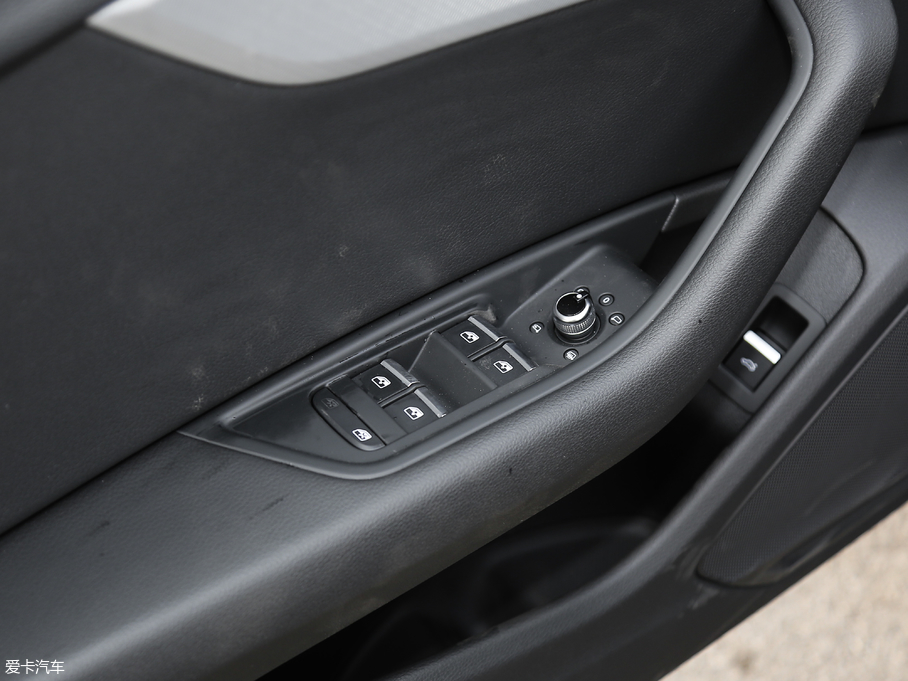 2019��?yu��n)W��A4(�M(j��n)��) 45 TFSI allroad quattro �r(sh��)����