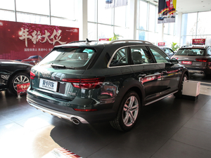 201945 TFSI allroad quattro r w^