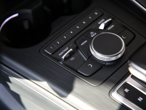 201945 TFSI allroad quattro r п؅^