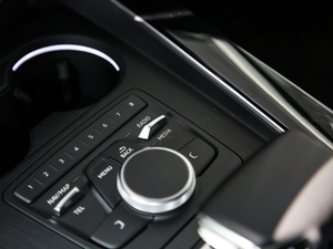 201945 TFSI allroad quattro r п؅^