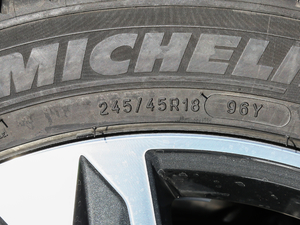 201945 TFSI allroad quattro \ ݆̥ߴ