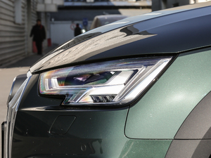 201945 TFSI allroad quattro \ ^