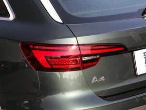 201945 TFSI allroad quattro \ ^