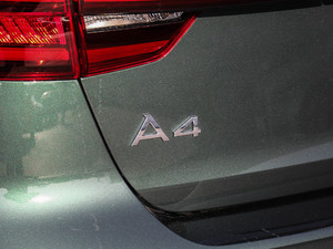 201945 TFSI allroad quattro \ ^