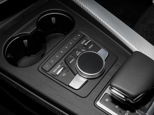 201945 TFSI allroad quattro \ {