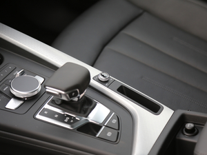 201945 TFSI allroad quattro r п؅^